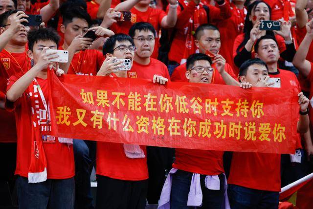 国乒迎来亚运淘汰赛，混双首秀与团体对决火热进行